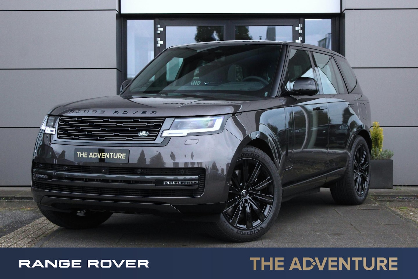 Land Rover Range Rover - P550e Autobiography Trekhaak | 4W Sturing | Meridian Signature - AutoWereld.nl