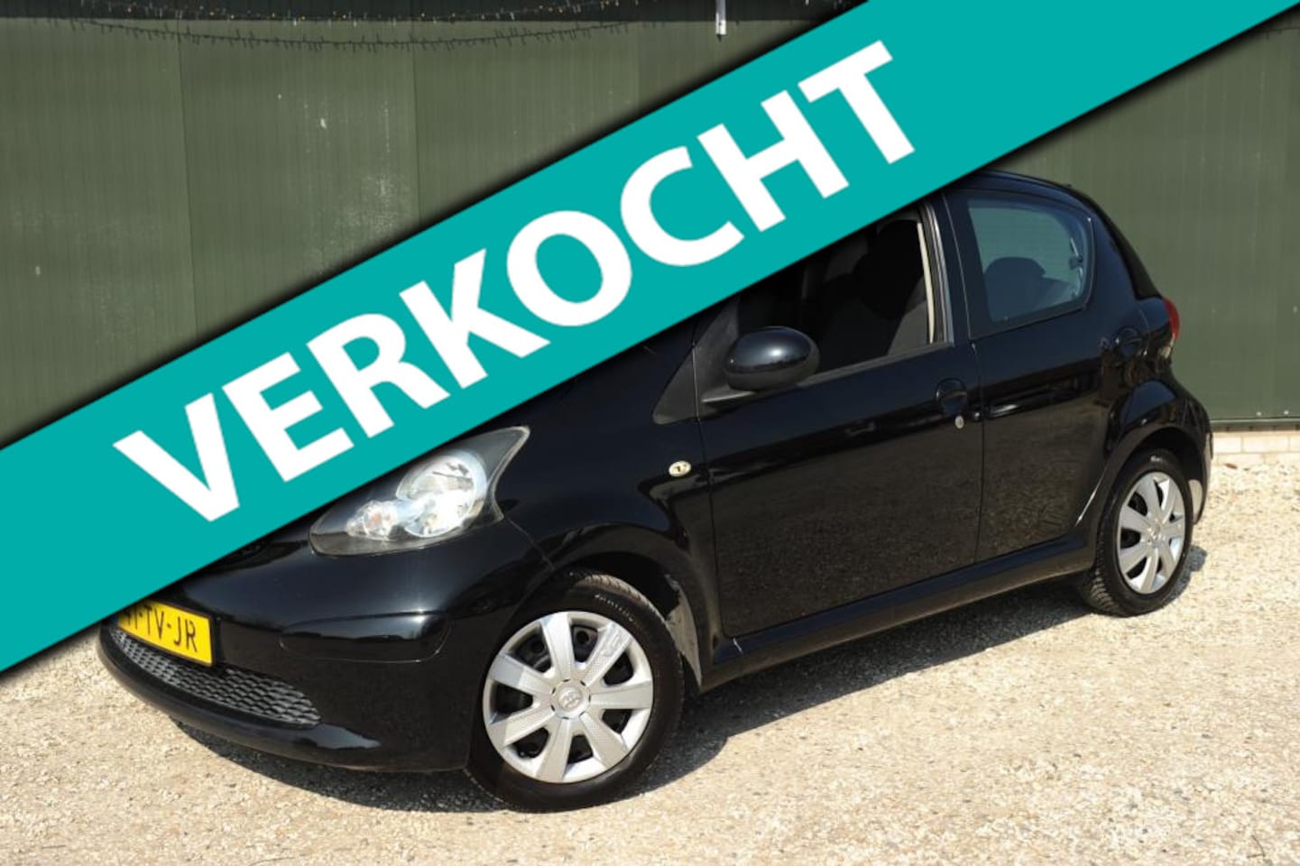 Toyota Aygo - 1.0-12V +/AIRCO/5DEURS/NAP/ ZEER NETTE AUTO. - AutoWereld.nl