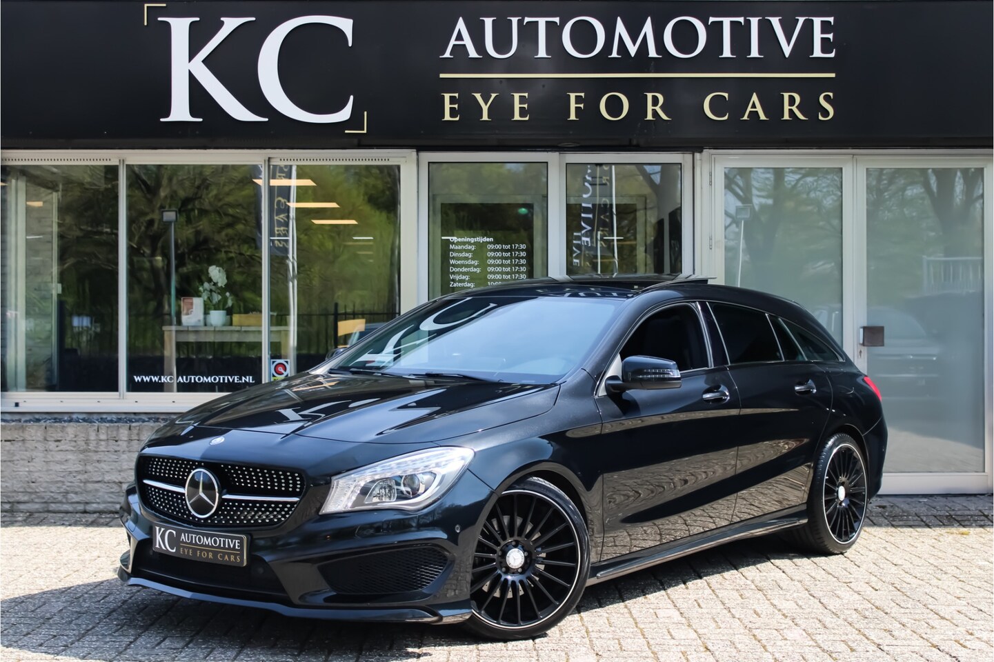 Mercedes-Benz CLA-klasse Shooting Brake - 250 AMG Night | Pano | ACC | Dodehoek - AutoWereld.nl