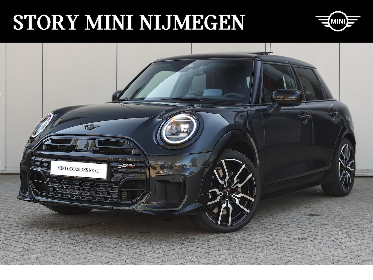 MINI John Cooper Works - Hatchback C JCW Automaat / Pakket M / Adaptief onderstel / LED / Panoramadak / Stoelverwar - AutoWereld.nl