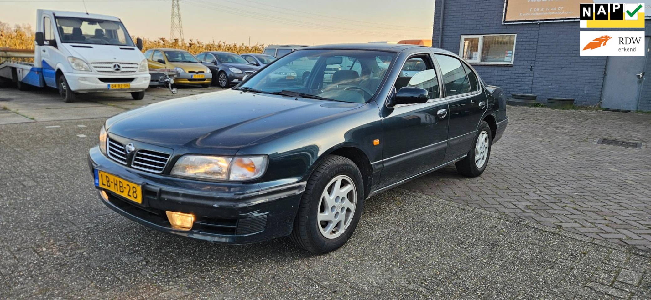 Nissan Maxima QX - 2.0 V6 SLX Airco - AutoWereld.nl