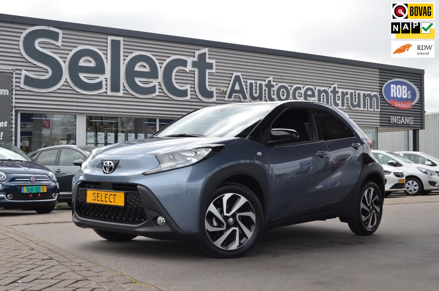 Toyota Aygo X - 1.0 VVT-i S-CVT Pulse|BITONE|17"VELGEN|STOELVERW.|CAMERA|CARPLAY|CRUISE - AutoWereld.nl