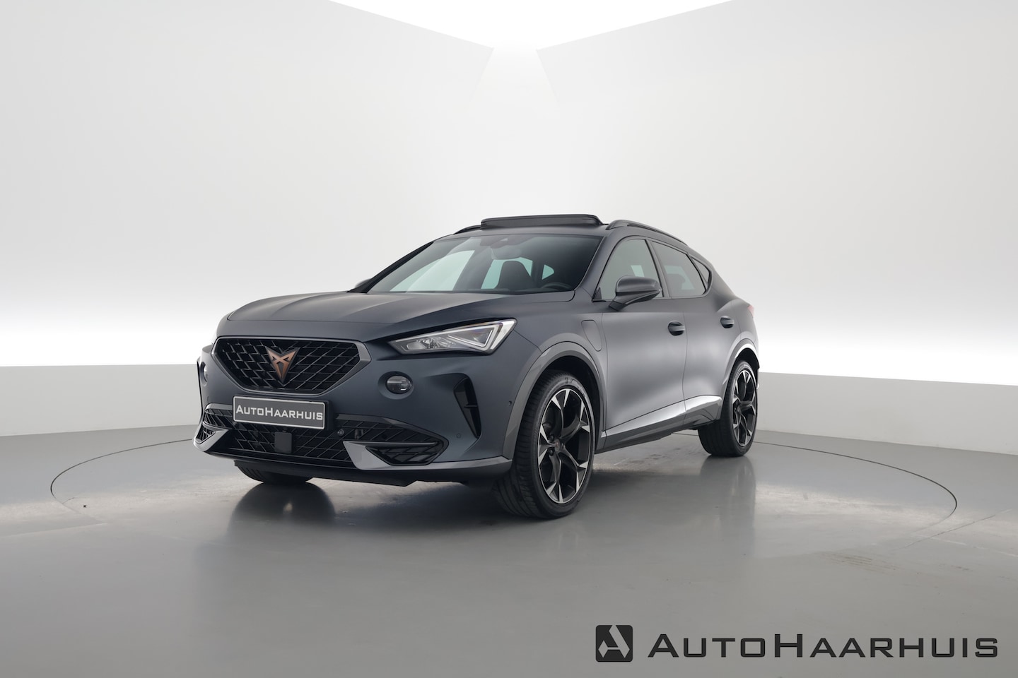 CUPRA Formentor - 1.4 e-Hybrid VZ | Pano | MAT Grijs | Elek. trekhaak | Stoel- Stuurverw. | Adapt. Cruise - AutoWereld.nl