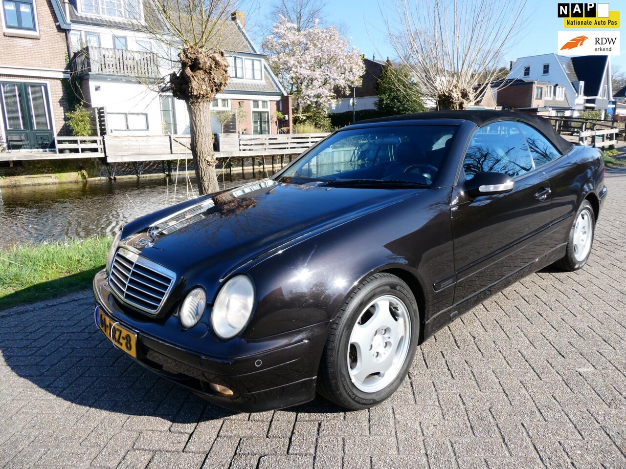 Mercedes-Benz CLK-klasse Cabrio - 320 Avantgarde Automaat Leder Clima Navi - AutoWereld.nl