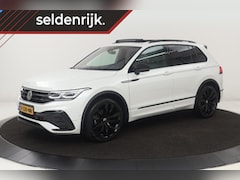 Volkswagen Tiguan - 1.5 TSI R-Line | Panoramadak | 360 camera | Trekhaak | Full LED | Stoelverwarming | Carpla