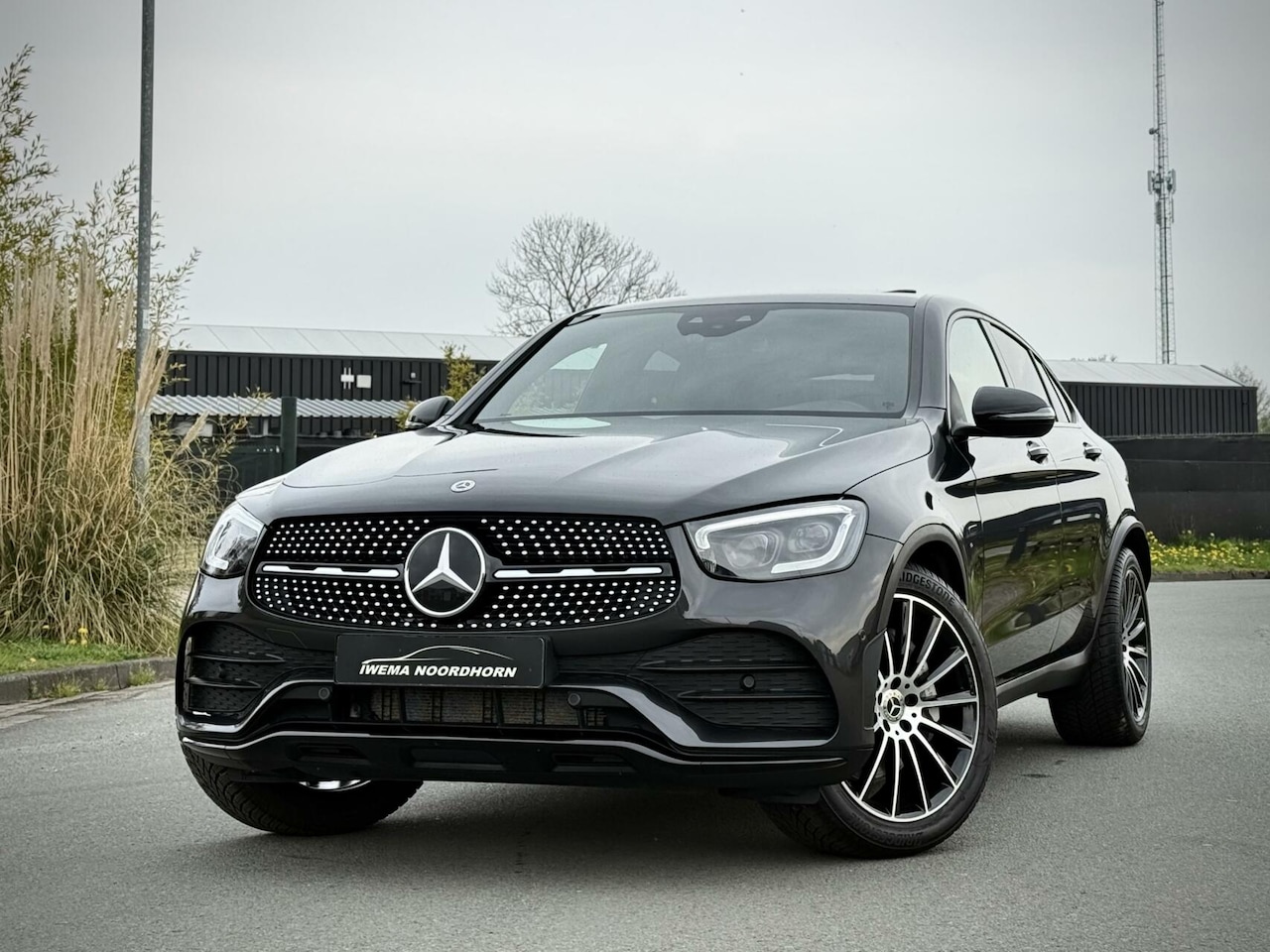 Mercedes-Benz GLC-klasse Coupé - 300e 4MATIC Business Solution AMG 300e 4MATIC Business Solution AMG - AutoWereld.nl