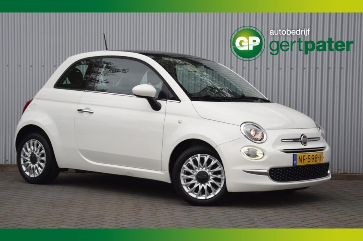 Fiat 500 - 0.9 TwinAir T Lounge Pano/Airco/Parkeersensoren/UConnect - AutoWereld.nl
