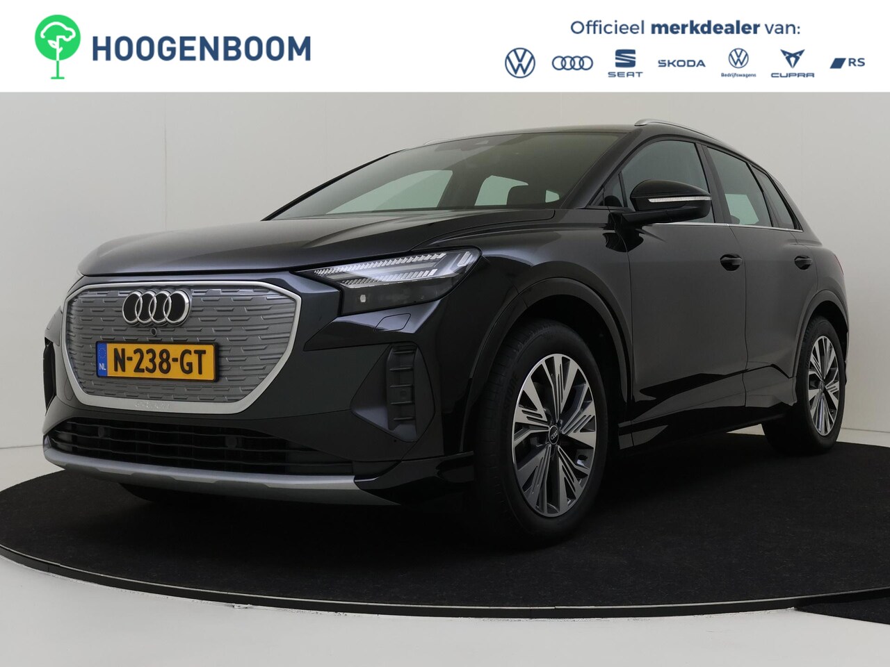 Audi Q4 e-tron - 35 Launch edition Advanced 55 kWh | Navigatie Plus | Stoelverwarming | LED matrix verlicht - AutoWereld.nl