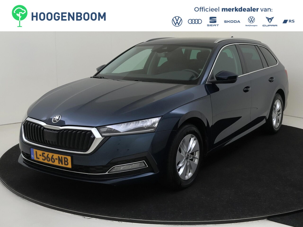 Skoda Octavia Combi - 1.0 TSI Business Edition | Navigatie | Cruise control | Elektrische achterklep | Lane- en - AutoWereld.nl