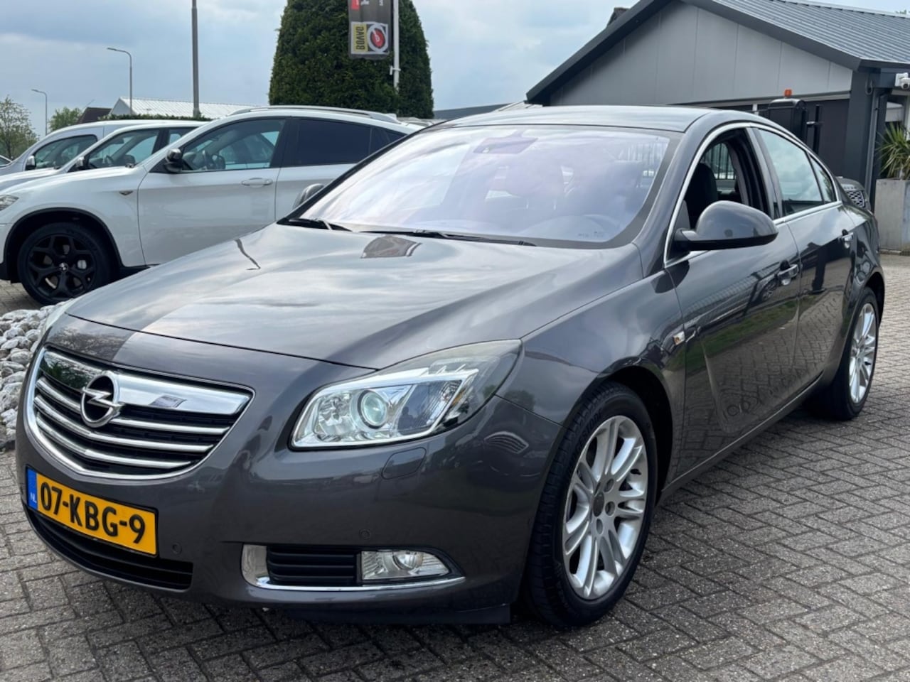 Opel Insignia - 1.6 Turbo Sedan Cosmo Xenon Youngtimer - AutoWereld.nl