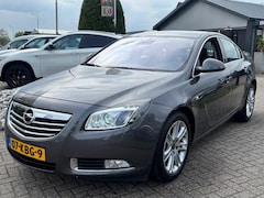 Opel Insignia - 1.6 Turbo Sedan Cosmo Xenon Youngtimer