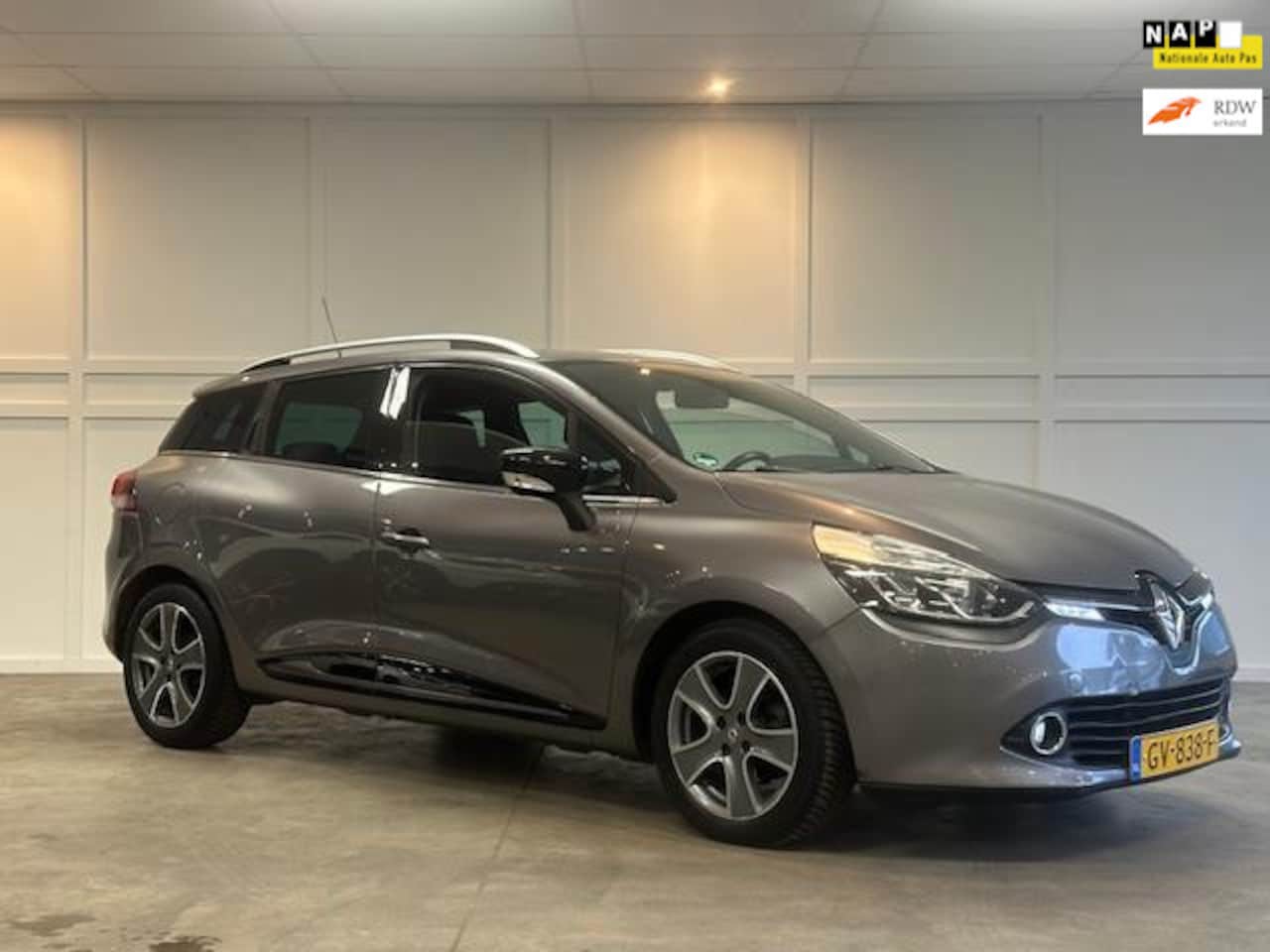 Renault Clio Estate - 1.5 dCi ECO Night&Day / 2015 / Navi / Airco - AutoWereld.nl