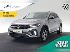 Volkswagen T-Roc - R-Line Edition 1.5 TSI 110 kW / 150 pk DSG | IQ Light | Camera | Park Assist | Keyless | 1