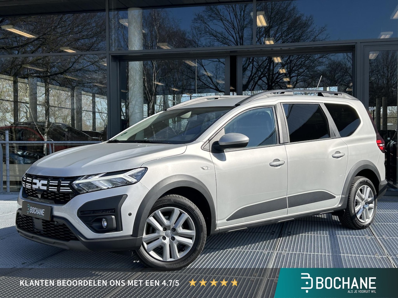 Dacia Jogger - 1.0 TCe 110 Expression 7p. | Navigatie | Camera | Apple Carplay | Dodehoekassistent | Pack - AutoWereld.nl