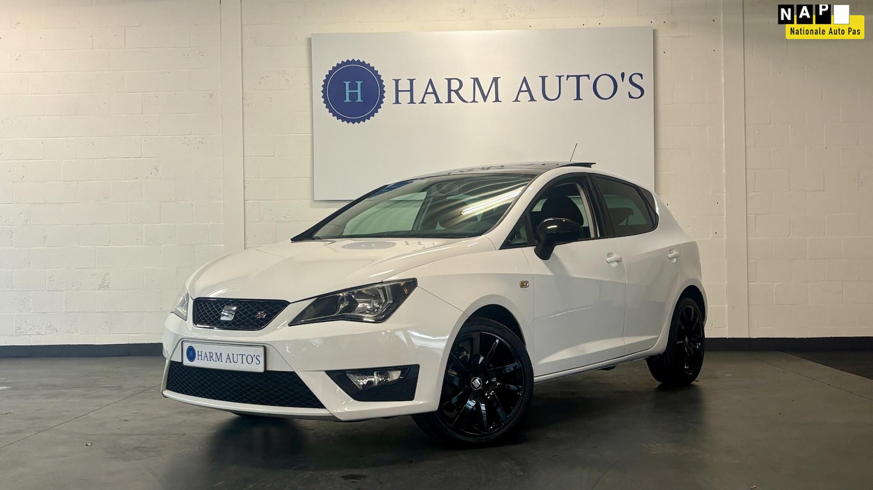 Seat Ibiza - 1.2 TSI FR 90PK Pano / Navi / Xenon / LED / PDC / Cruise - AutoWereld.nl