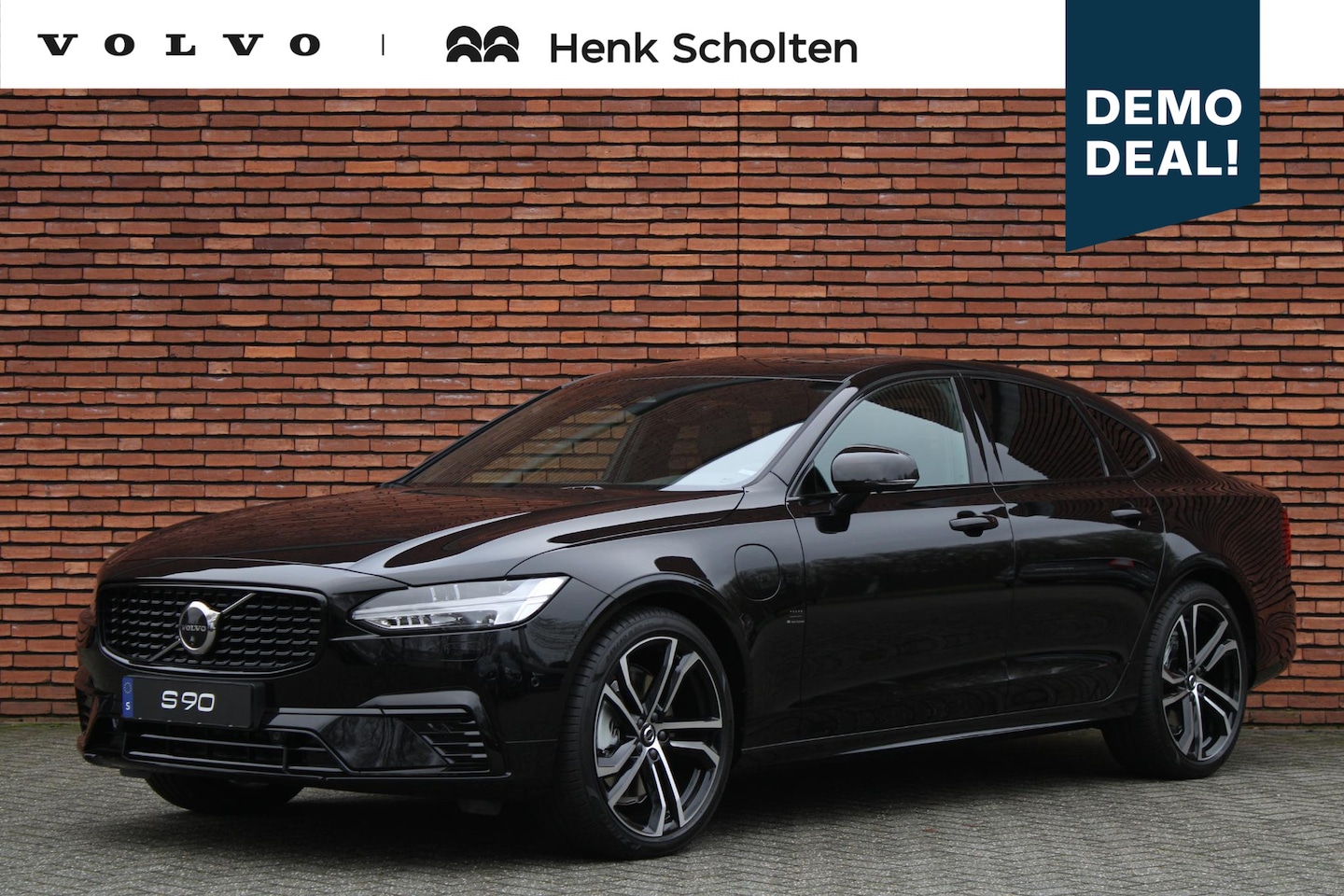 Volvo S90 - T8 AWD 455PK Ultimate Dark | Luchtvering met FOUR-C | Grafisch Head-Up Display | Elektrisc - AutoWereld.nl