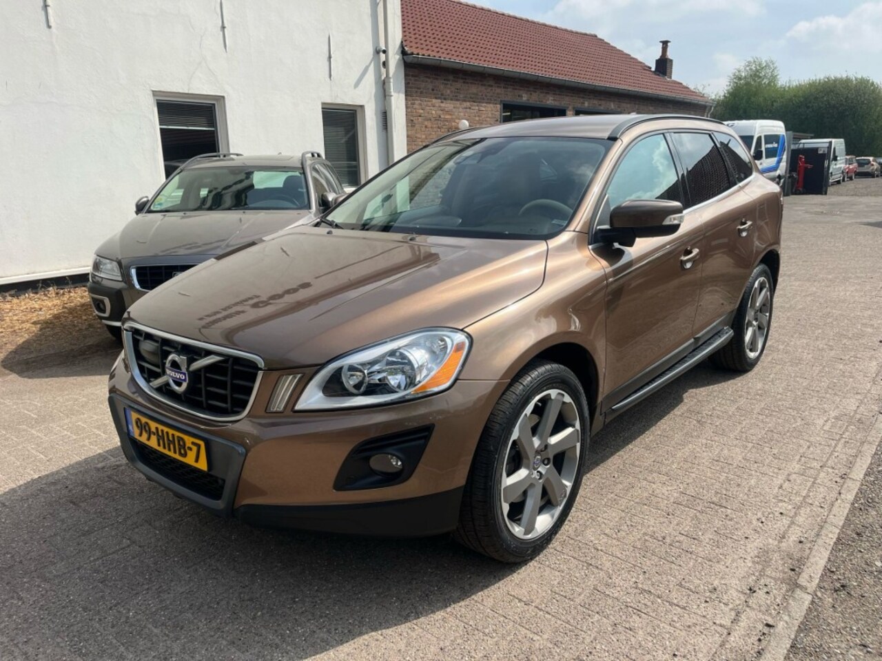Volvo XC60 - T6 AWD INCL. BTW Adapt. Cruise, DVD, Stoelverwarming Trekhaak - AutoWereld.nl