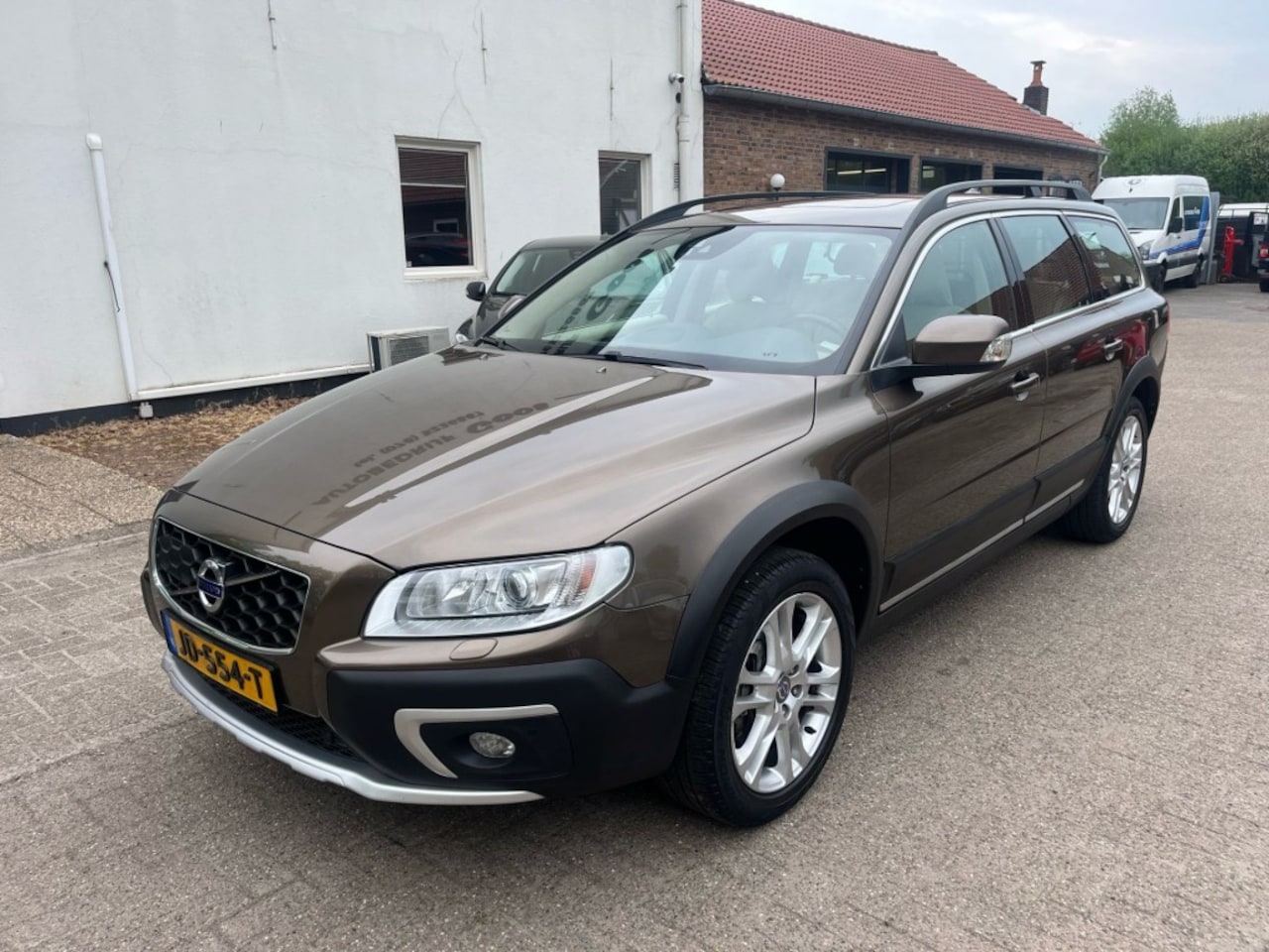 Volvo XC70 - D4 Inscription Nordic+ Adapt. Cruise Schuifdak Standkachel - AutoWereld.nl