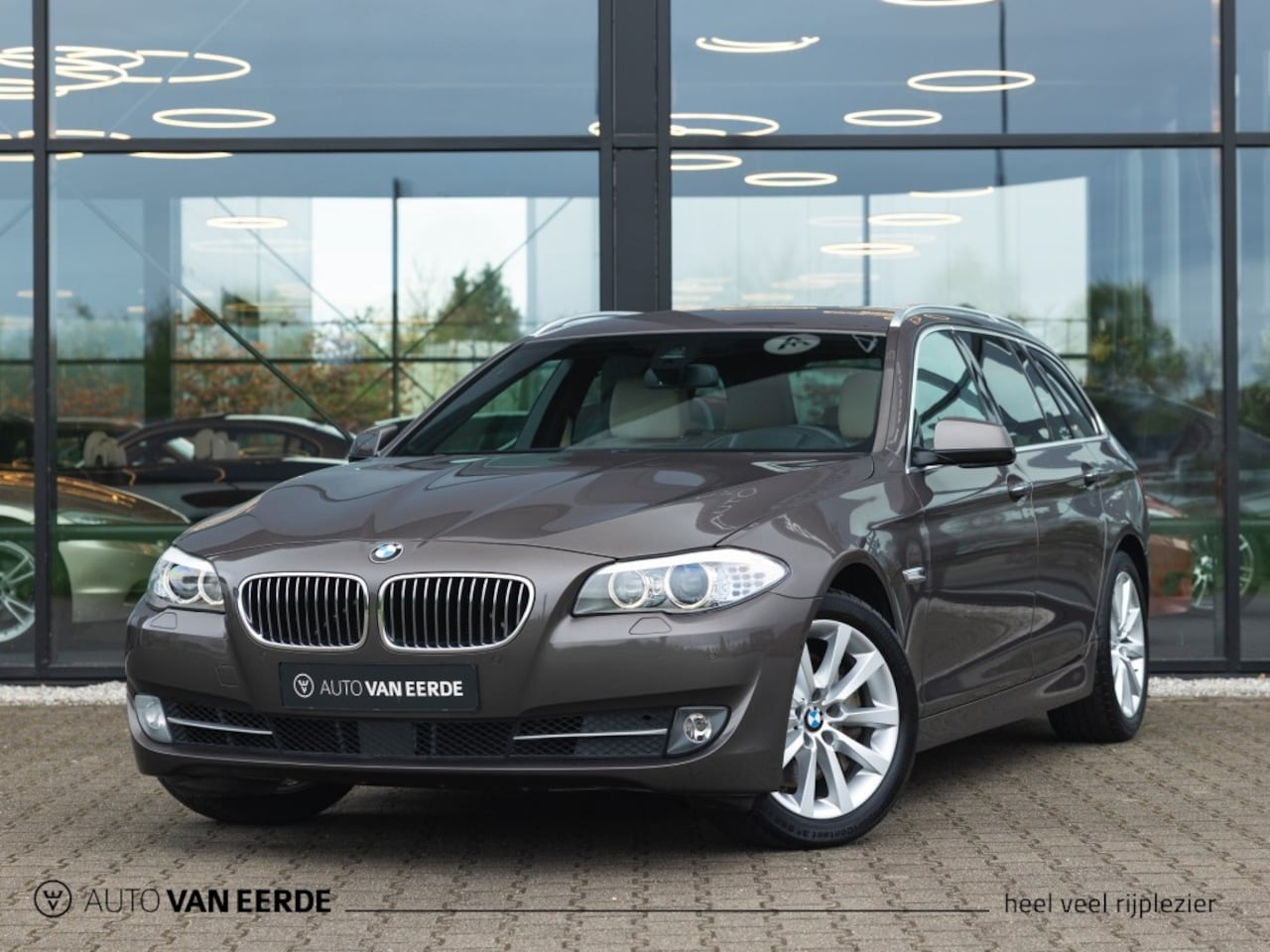BMW 5-serie Touring - 535i Touring xDrive Aut. - vol, 69dkm - AutoWereld.nl