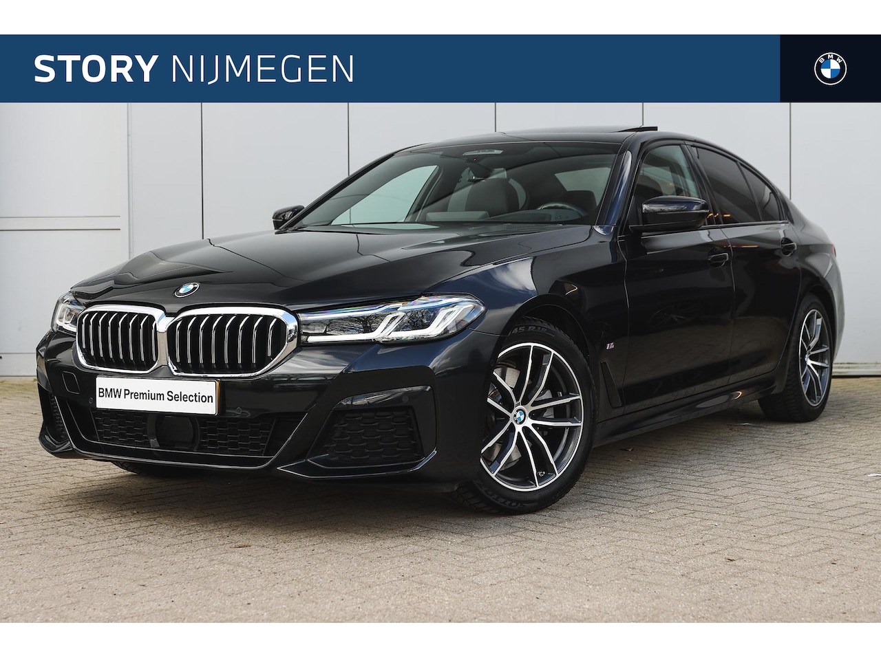BMW 5-serie - 520d High Executive M Sport Automaat / Schuif-kanteldak / Trekhaak / Laserlight / Stoelven - AutoWereld.nl