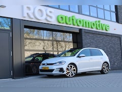Volkswagen Golf - 2.0 TSI GTI Performance | PANO | MAXTON | CARBON STUUR | KEYLESS | DYNAUDIO |
