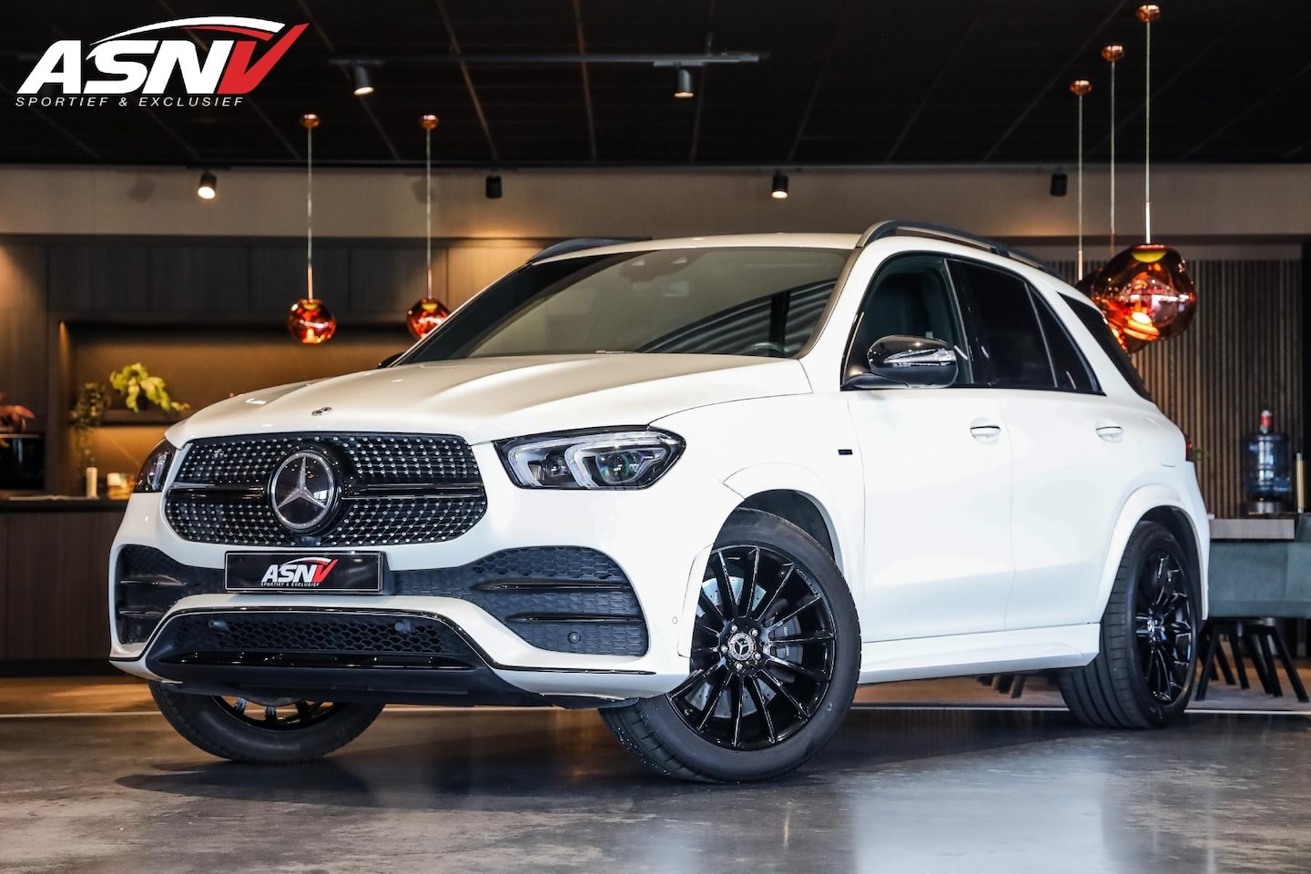 Mercedes-Benz GLE-Klasse - 350 de 4MATIC Premium Plus 350 de 4MATIC Premium Plus, 320 PK, Plug/In, AMG/In/Exterieur, Trekhaak, Distronic/Plus, D - AutoWereld.nl