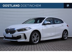 BMW 1-serie - 118i M Sport Automaat / M 50 Jahre uitvoering / Sportstoelen / LED / M Sportonderstel / Li