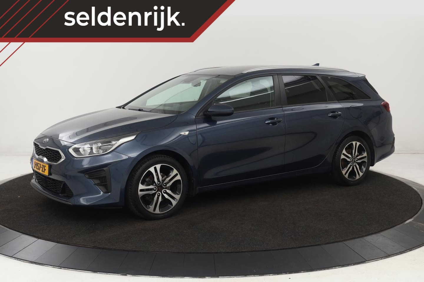 Kia Cee'd - Ceed 1.4 T-GDi DynamicLine | Stoel & stuurverwarming | Camera | Carplay | Navigatie | Clim - AutoWereld.nl
