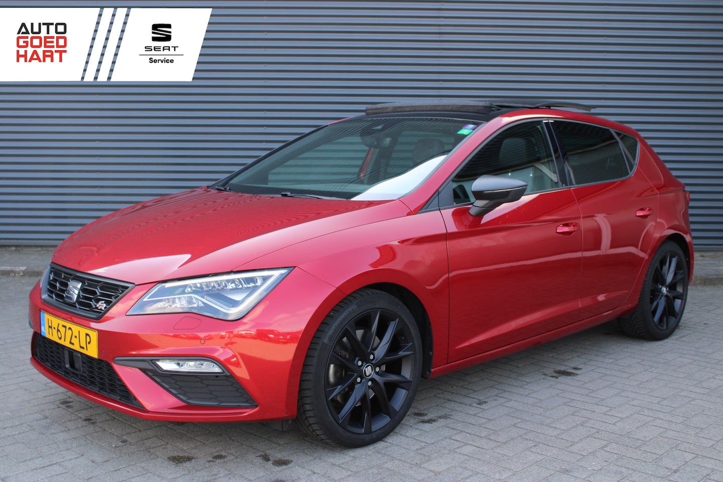 Seat Leon - 1.5 TSI FR Ultimate Edition Black Panoramadak Full-Led Virtual-Cockpit - AutoWereld.nl