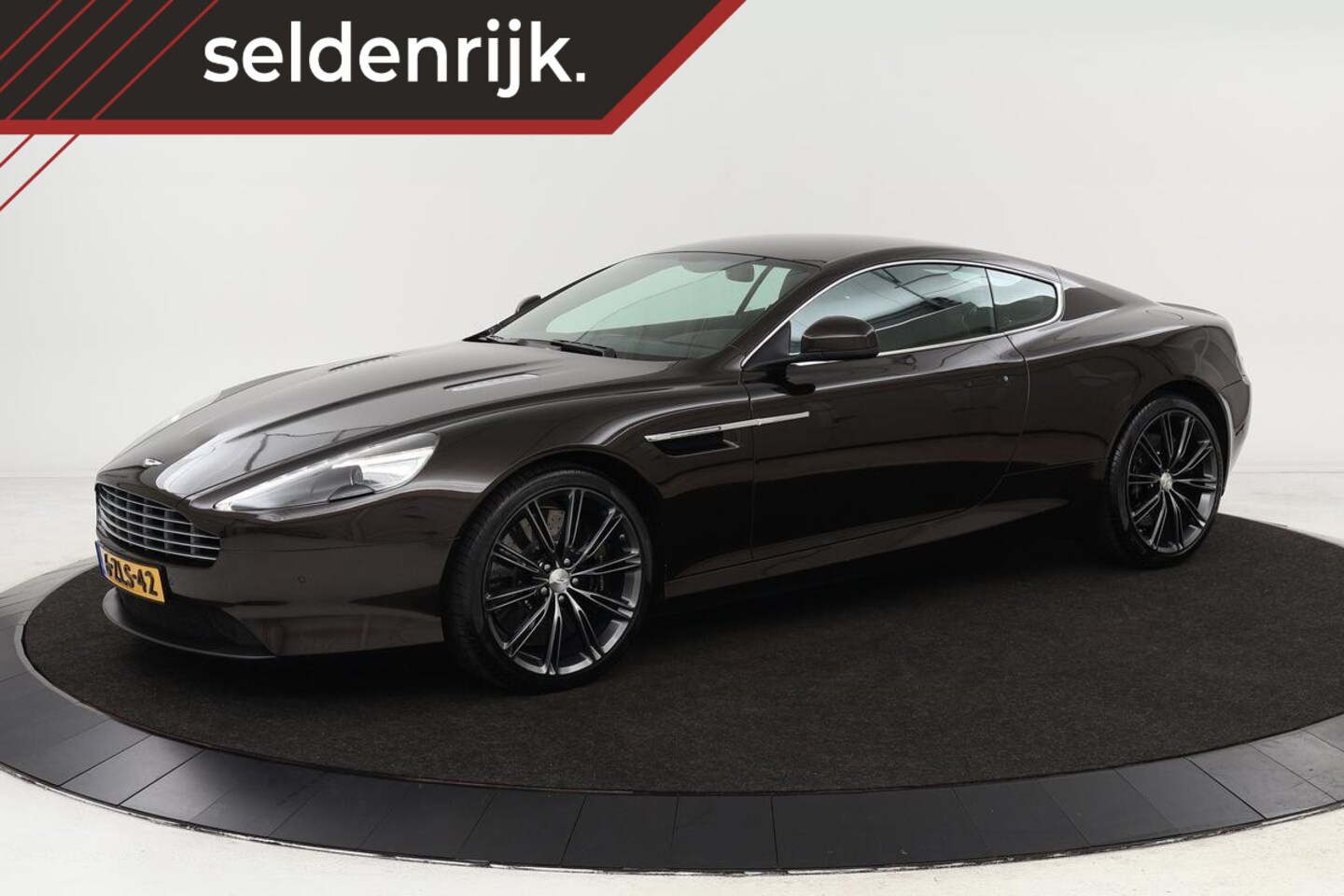 Aston Martin V12 Virage - 6.0 2+2 | 497pk | Keramisch | Leder | Stoelverwarming | Premium Audio | Alcantara | Memory - AutoWereld.nl