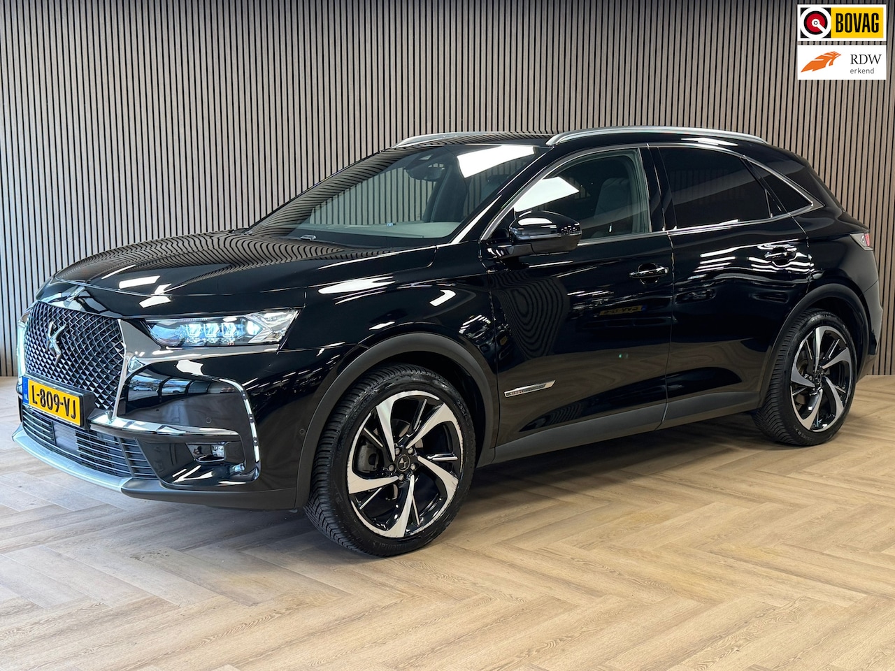 DS 7 Crossback - 1.6 PureTech AUTOMAAT RIVOLI LEDER PANORAMADAK CAMERA NAVIGATIE MASSAGE - AutoWereld.nl