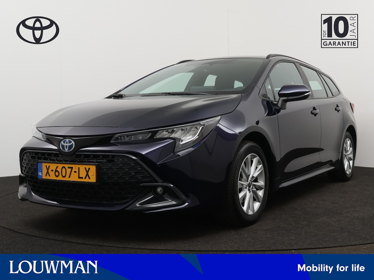 Toyota Corolla Touring Sports - Hybrid 140 Active | Navigatie | Camera | LM velgen | Cruise Control Adaptief | Climate Con - AutoWereld.nl