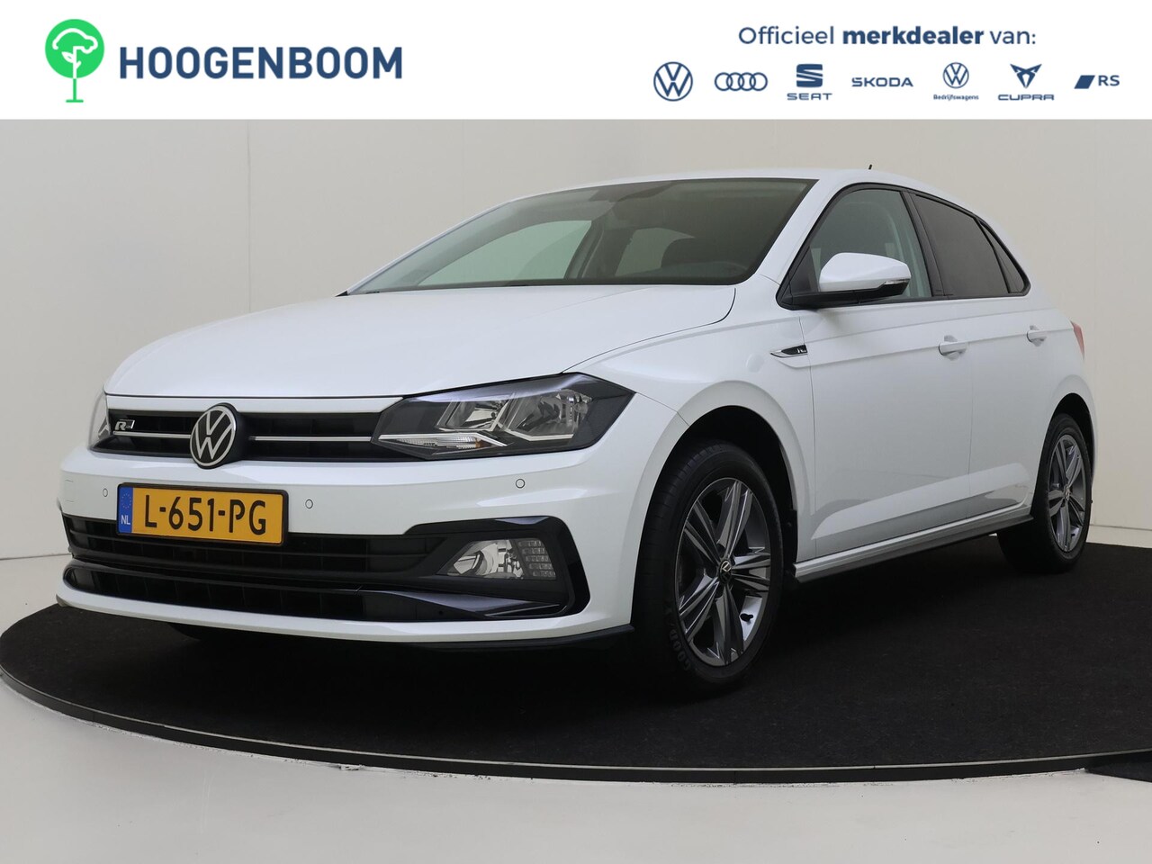 Volkswagen Polo - 1.0 TSI R-Line Edition | Navigatie | Climate control | Parkeersensoren | CarPlay | Adaptie - AutoWereld.nl