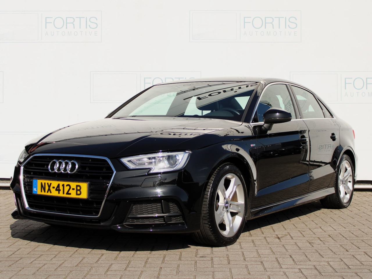 Audi A3 Limousine - 1.0 TFSI Sport S Line Edition NL AUTO | 1E EIG | NAVI | SPORTSTOELEN | AUTOMAAT | LAGE KM - AutoWereld.nl