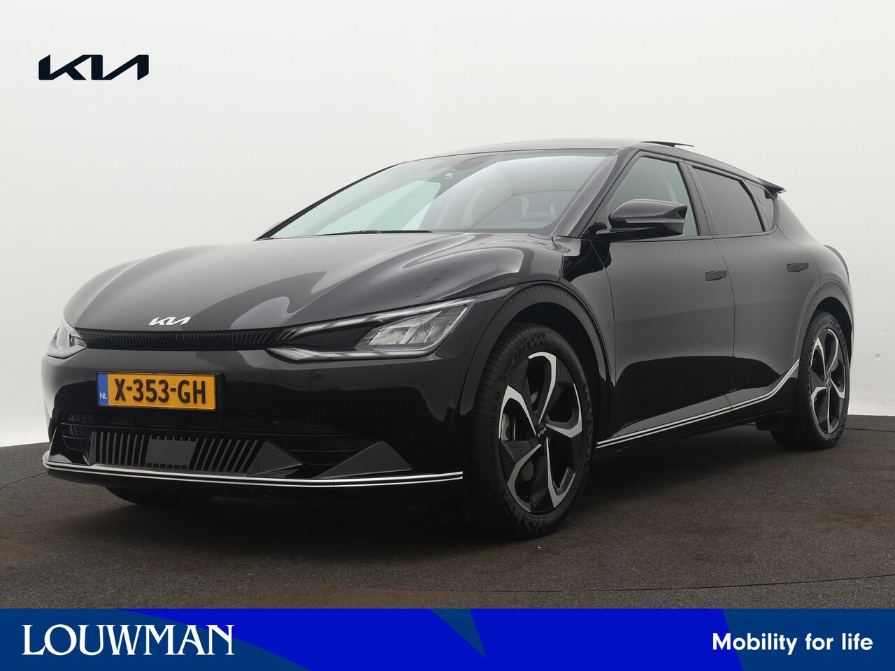 Kia EV6 - Plus Advanced 77.4 kWh | Panoramadak | Parkeersensoren | LM velgen | Stoel en stuurwiel ve - AutoWereld.nl