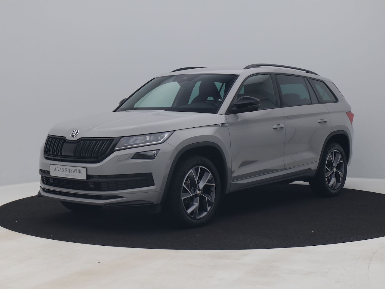Skoda Kodiaq - 1.5 TSI Sportline Business 7-Pers. | CAMERA | ADAPTIVE | KEYLESS - AutoWereld.nl
