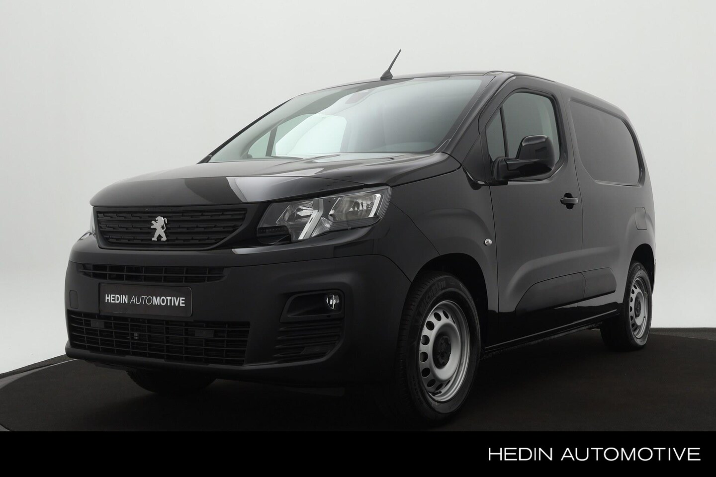 Peugeot e-Partner - 136pk L1 50 kWh | Camera + sensoren voor/achter | Climate control | Keyless entry/start | - AutoWereld.nl