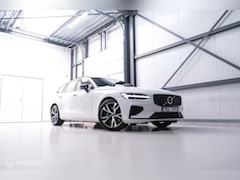 Volvo V60 - 2.0 T8 Recharge AWD R-Design | NL auto | DAB+ | CarPlay | Adaptive | Blis | Rijklaar |