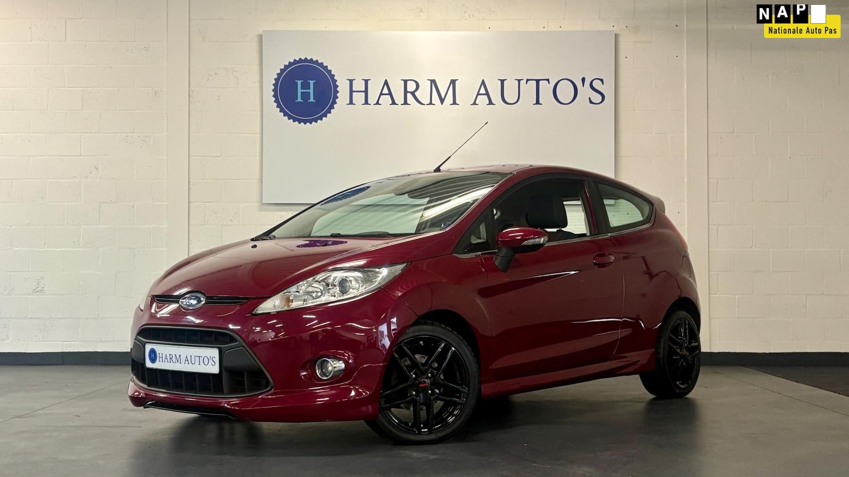 Ford Fiesta - 1.25 Titanium ST Line 82pk Clima / Bleutooth / - AutoWereld.nl