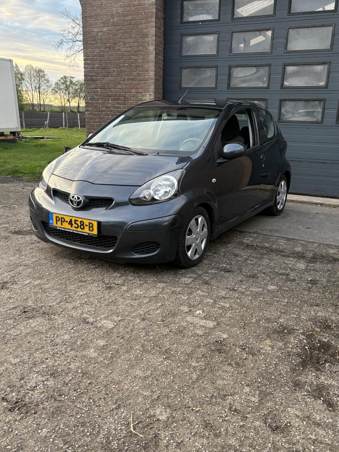Toyota Aygo - 1.0-12V Access Facelift/Airco/Elektrisch pakket - AutoWereld.nl