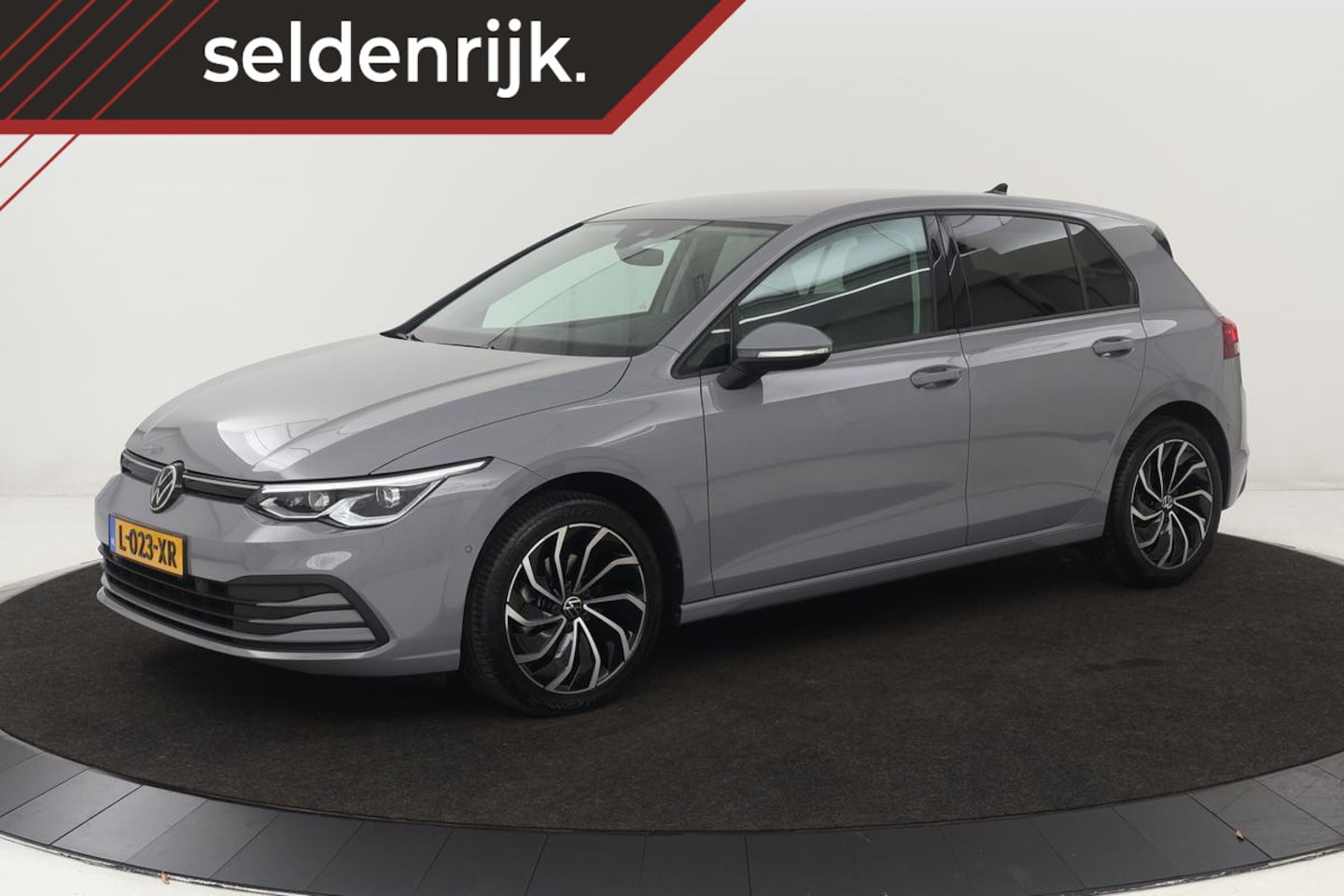 Volkswagen Golf - 1.5 eTSI Life | Trekhaak | Stoelverwarming | Carplay | Massage | Full LED | Memory | Adapt - AutoWereld.nl