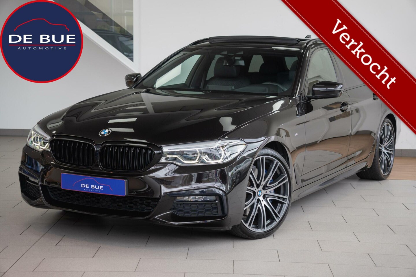 BMW 5-serie Touring - 530i High Executive Edition Aut.8 G31 | Org.NL| Pano| M Sport | Trekhaak | Dealer onderhou - AutoWereld.nl