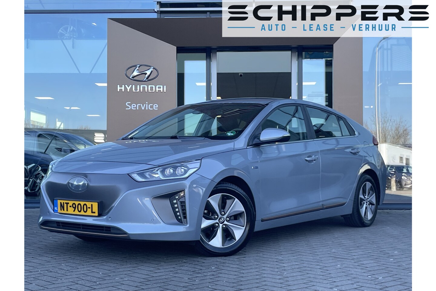 Hyundai IONIQ - Premium EV | Leder | Navigatie | Schuif-kanteldak - AutoWereld.nl