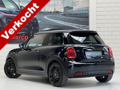 MINI Mini-Electric - Camden 33 kWh Incl Btw / Automaat / Panoramdak / Apple Carplay / Yours Leder Int / Head-Up