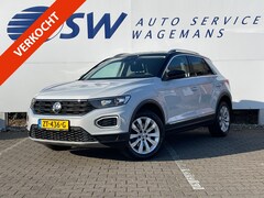 Volkswagen T-Roc - 1.5 TSI Sport | Trekhaak | Camera | CarPlay | ACC | LED | DAB+