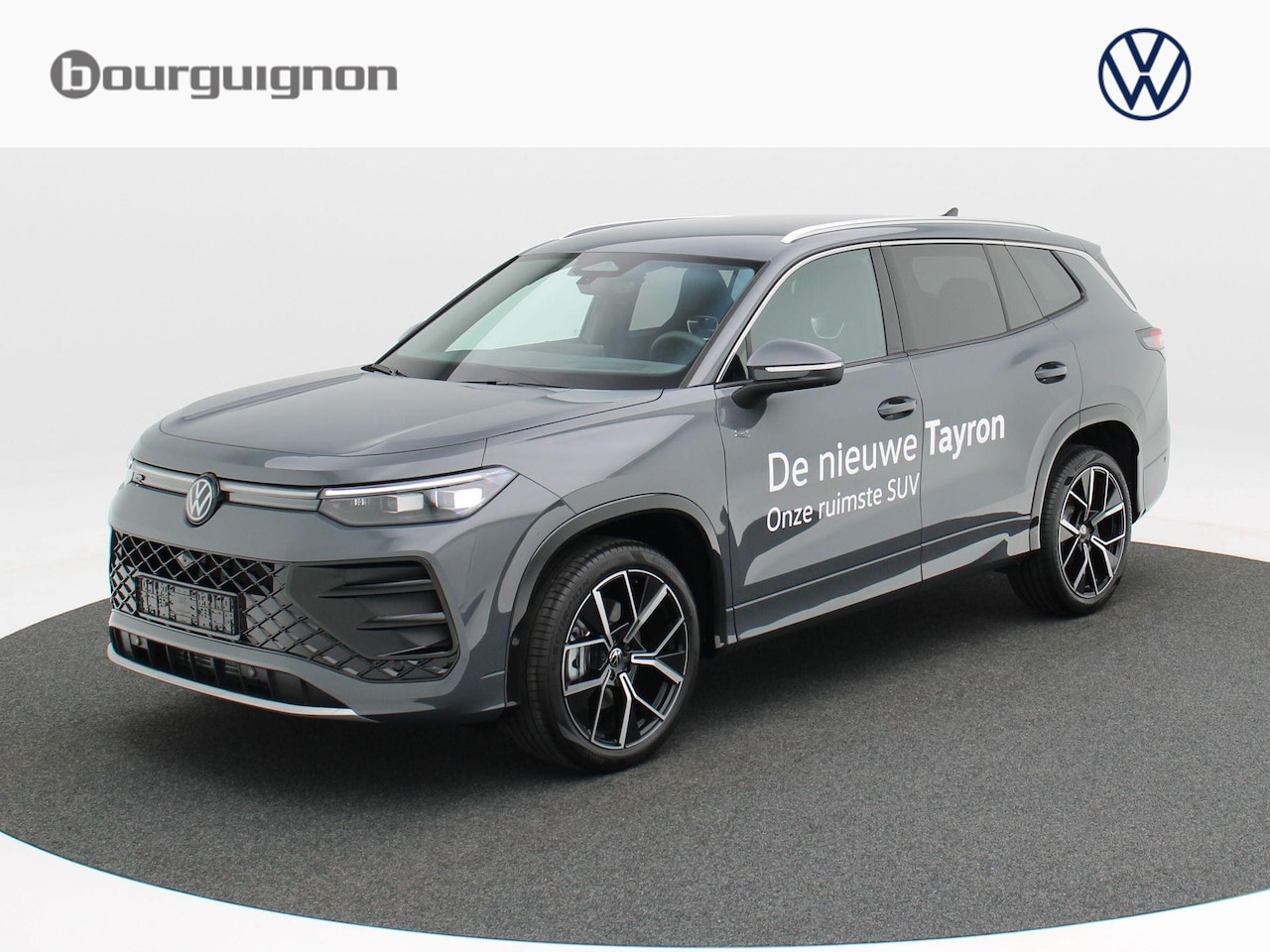 Volkswagen Tayron - R-Line-Edition 1.5 110 kW / 150 pk eTSI SUV 7 vers | 7 Persoons | Harman Kardon | Ergonomi - AutoWereld.nl