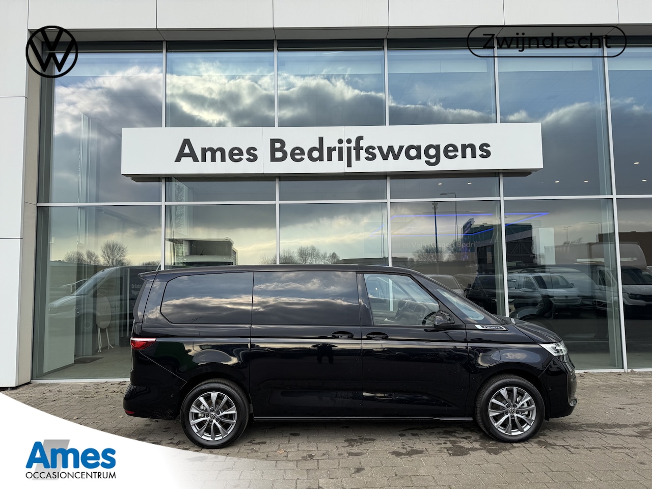 Volkswagen Multivan - 1.4 eHybrid 218PK L2H1 Energetic 6 zitplaatsen | IQ Light | Elektrische schuifdeuren + Ach - AutoWereld.nl