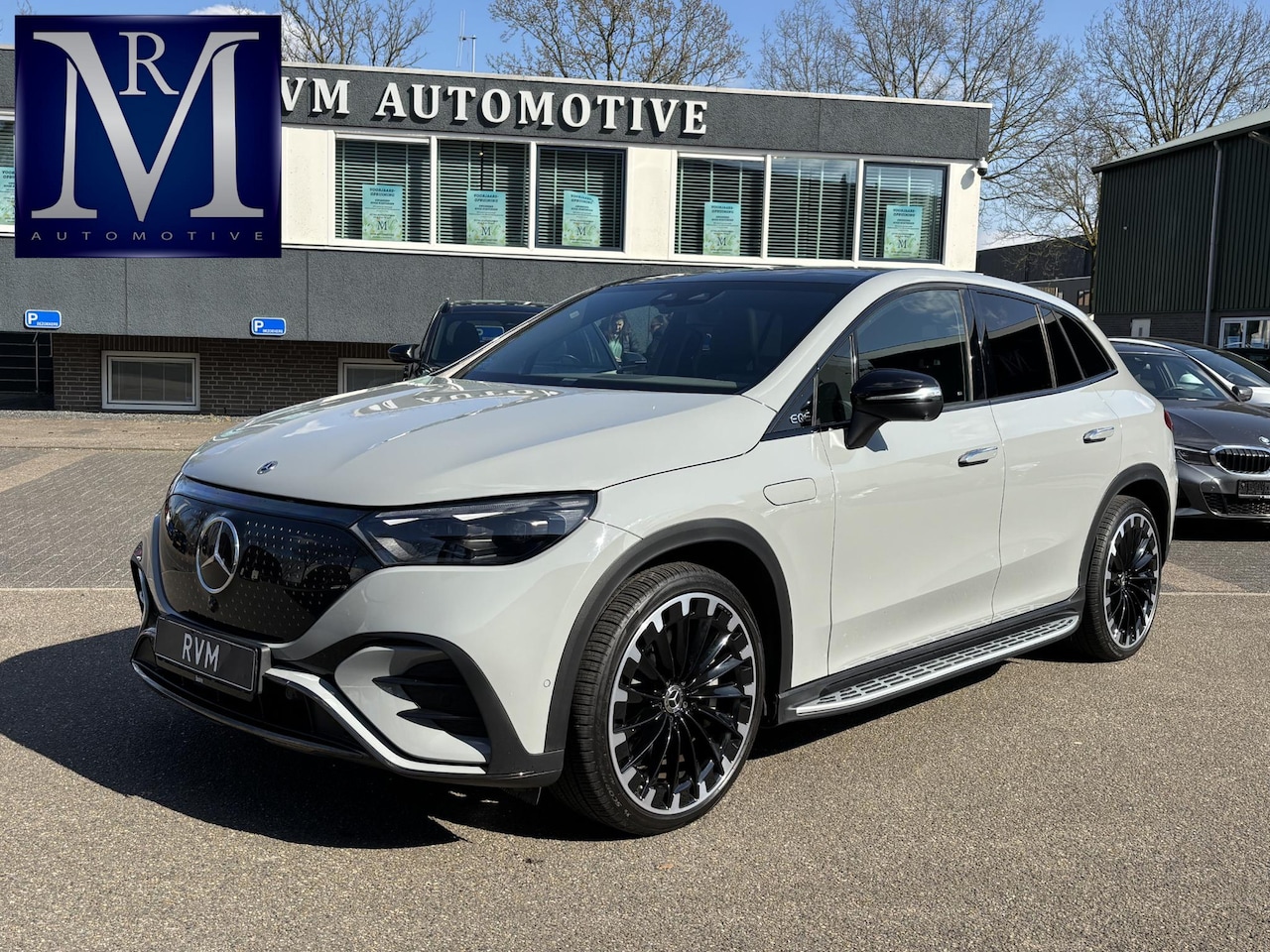 Mercedes-Benz EQE SUV - 500 4Matic AMG Line 91 kWh ELEK. TREKHAAK | MEMORY SEAT | PANO | BOMVOLLE AUTO - AutoWereld.nl