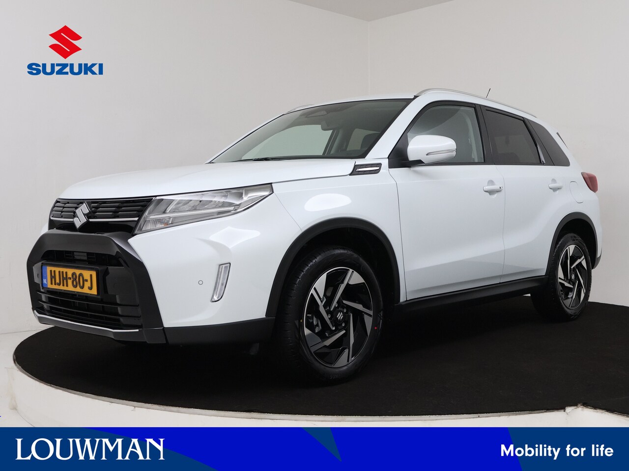 Suzuki Vitara - 1.5 Hybrid Style | Automaat | Apple Carplay / Android Auto (Navigatie) | Parkeersensoren r - AutoWereld.nl