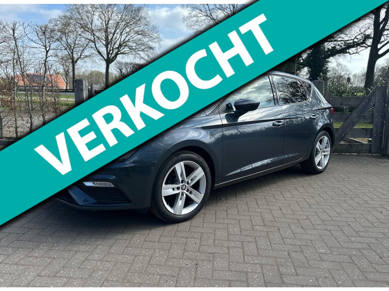 Seat Leon ST - 1.5 TSI 150PK FR | Virtual| ACC| Camera| LED| Carplay - AutoWereld.nl
